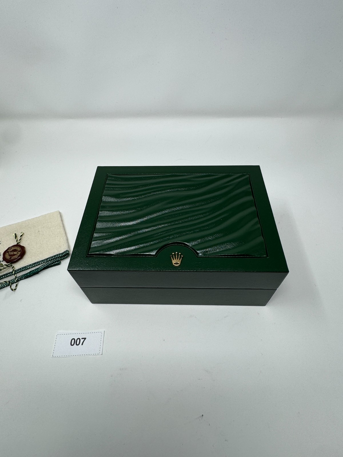 Authentic Rolex Submariner 16610 Watch Box Full Set Booklets 2006 2007