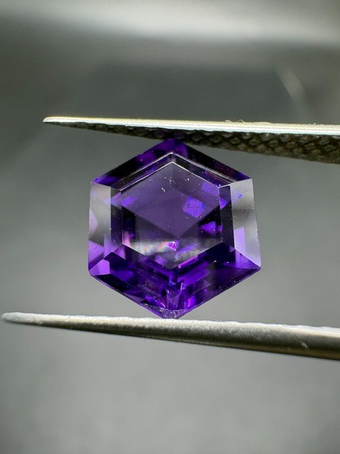Dark Purple Amethyst, Hexagon Cut Gemstone, 2.75 TCW, February Birthstone