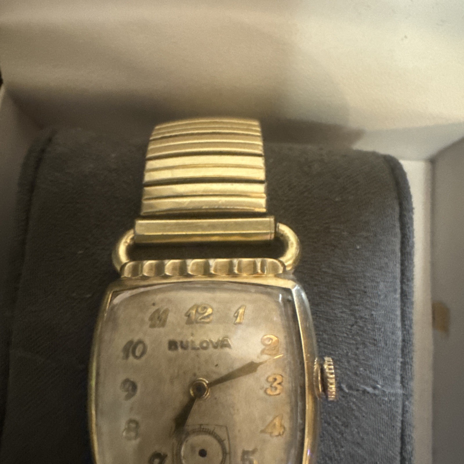 10BC Bulova Director 15 Jewel Men’s Manual Wind Runs 10 K RGP L0 1950