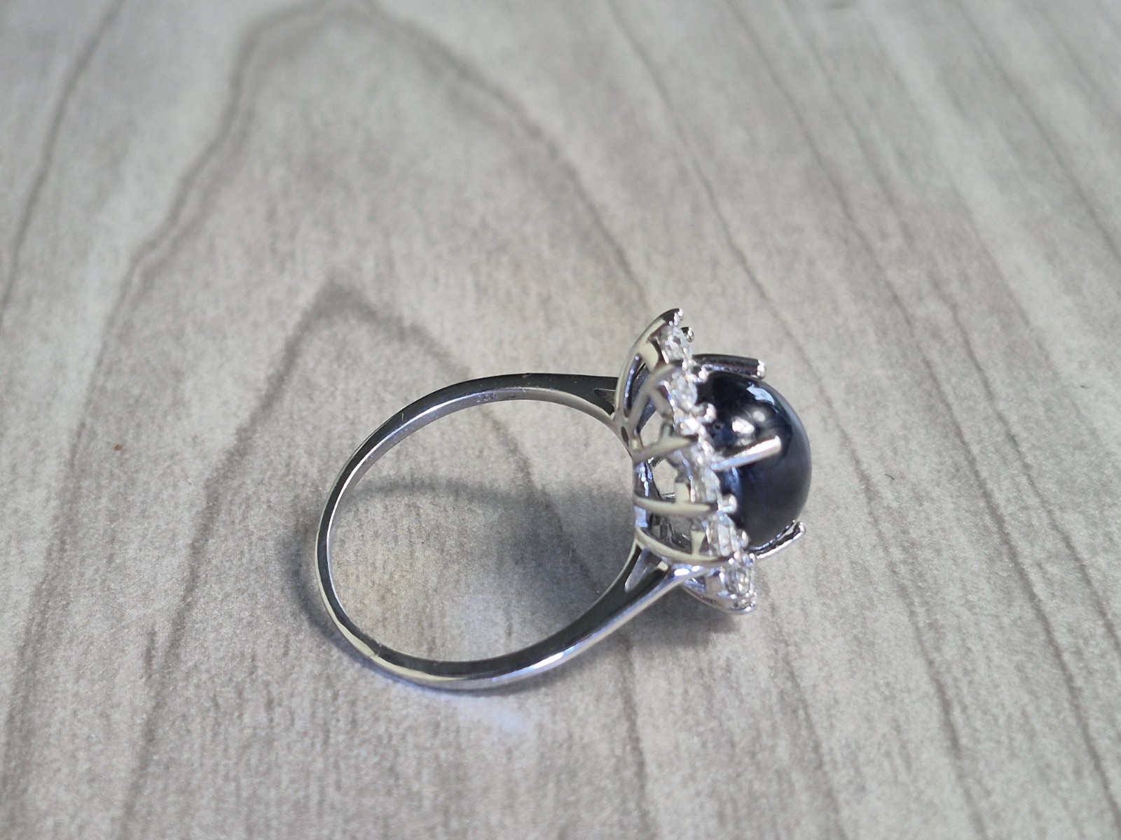 D’Joy Blue Star Sapphire (DF) + Moissanite (8.75 cttw) 925 silver ring size 9
