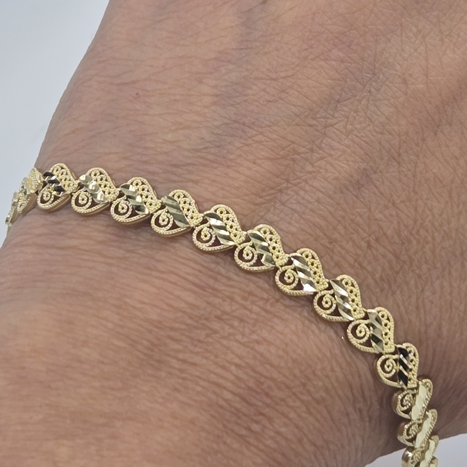 Solid 10k yellow gold hearts Bracelet 8 Inches Long Diamond Cut Large Size