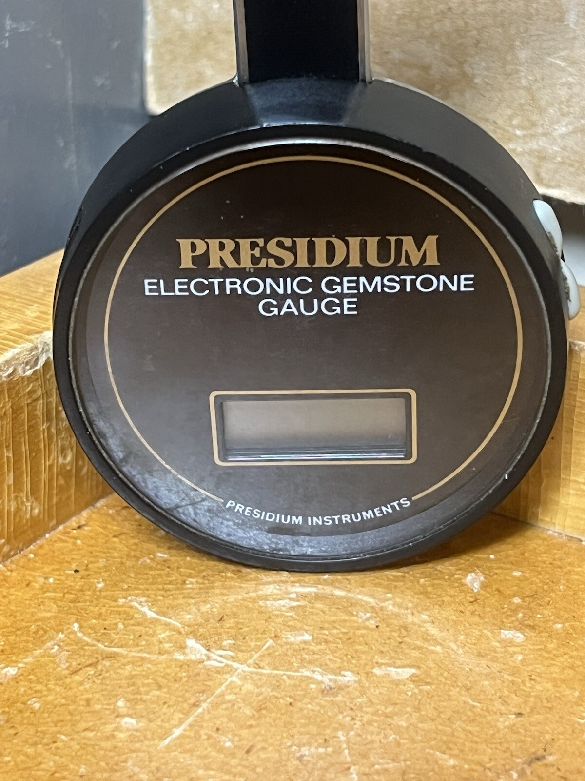 PRESIDIUM ELECTRONIC GEMSTONE GAUGED DIAMOND GEM GAUGE ~