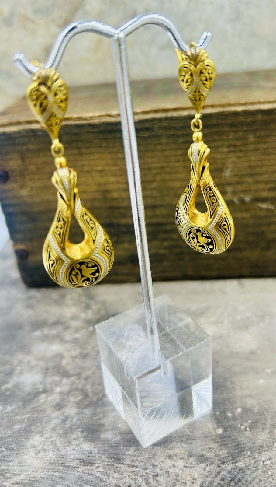 Vintage Spanish Damascene Gold-Tone Dangle Drop Earrings With Birds