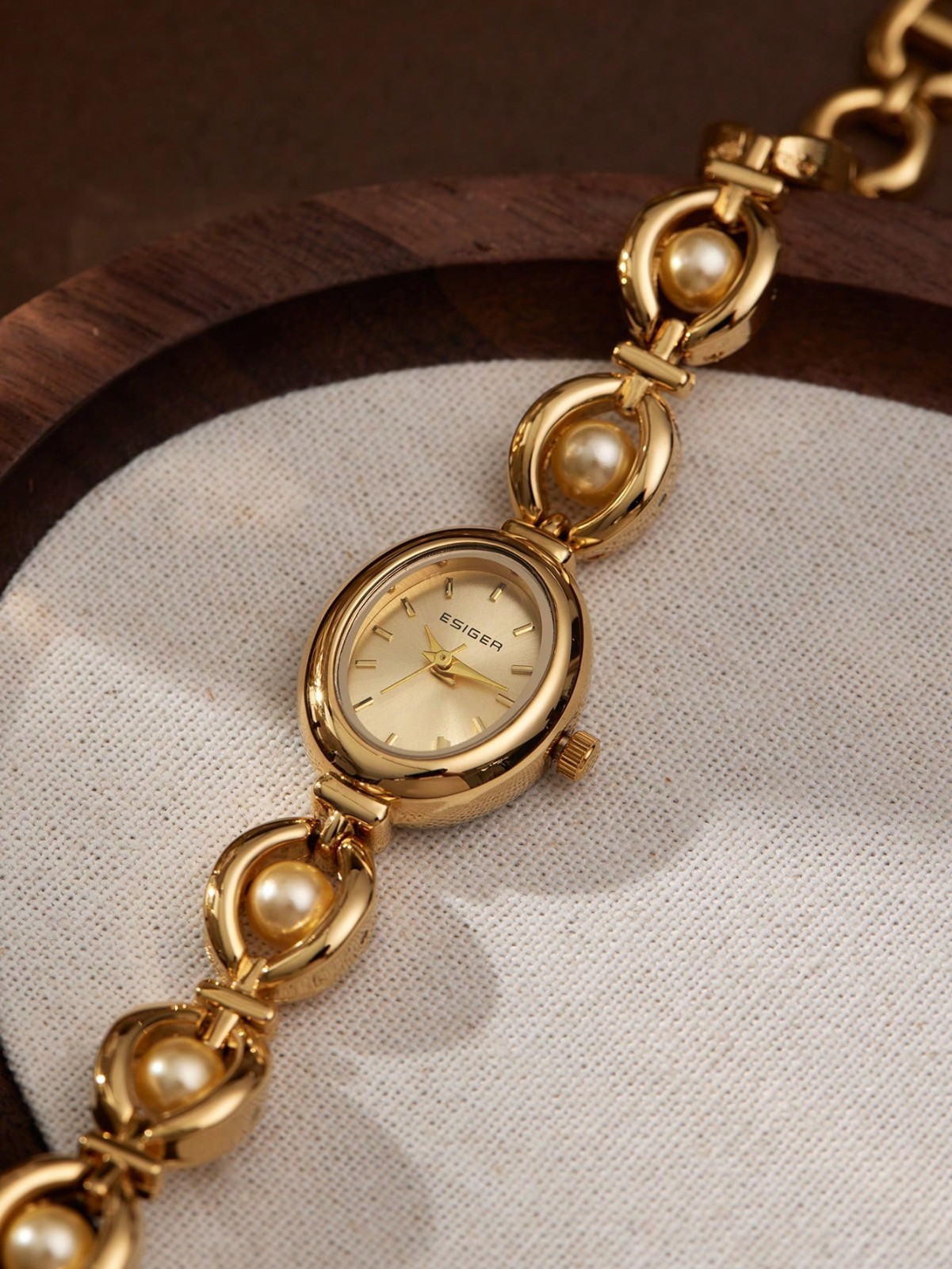 Gold French Vintage Style Unique Dainty Women’s Wrist Watch Trendy Cute Gift