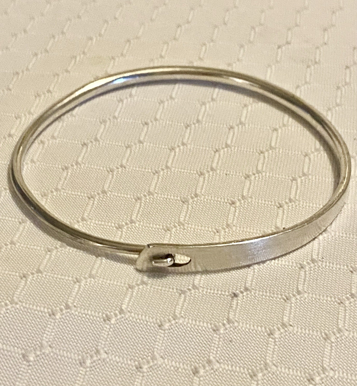 Silver Tapered Buckle Hook On Bracelet – Secure Hook If Charms Are Added 13g