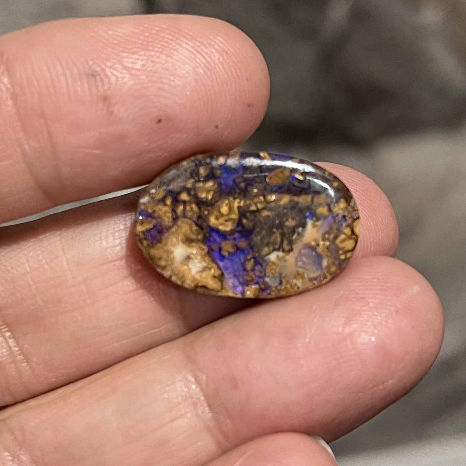 10.9ct 21.5x14x4.5mm Purple Crystal Pipe Australian Boulder Opal Cabochon Gem