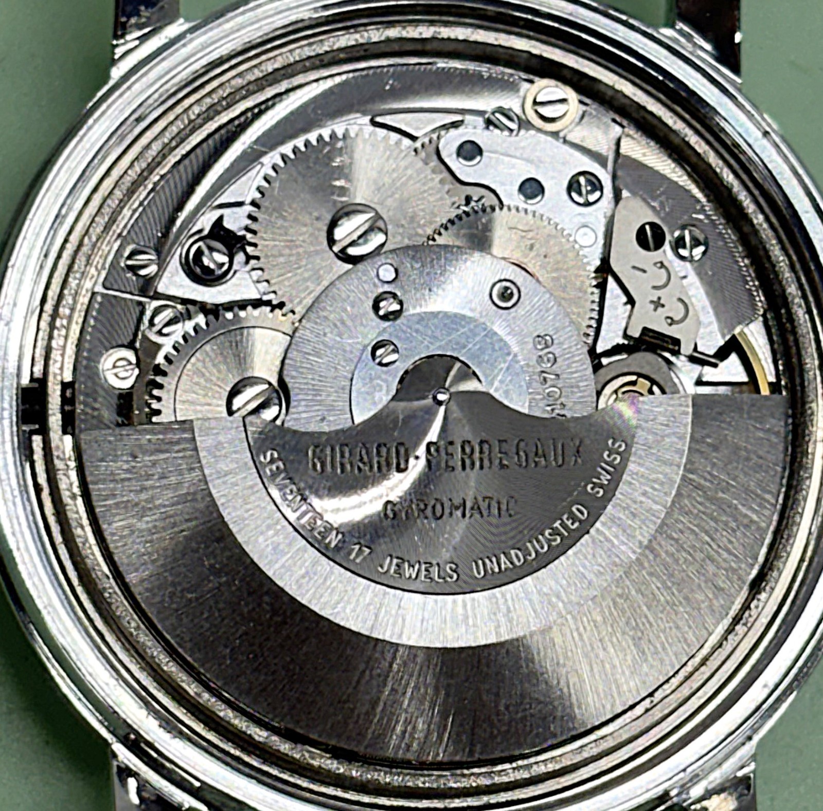 Vintage Girard-Perregaux Gyromatic Stainless Steel Auto Mens Watch 17J 1970