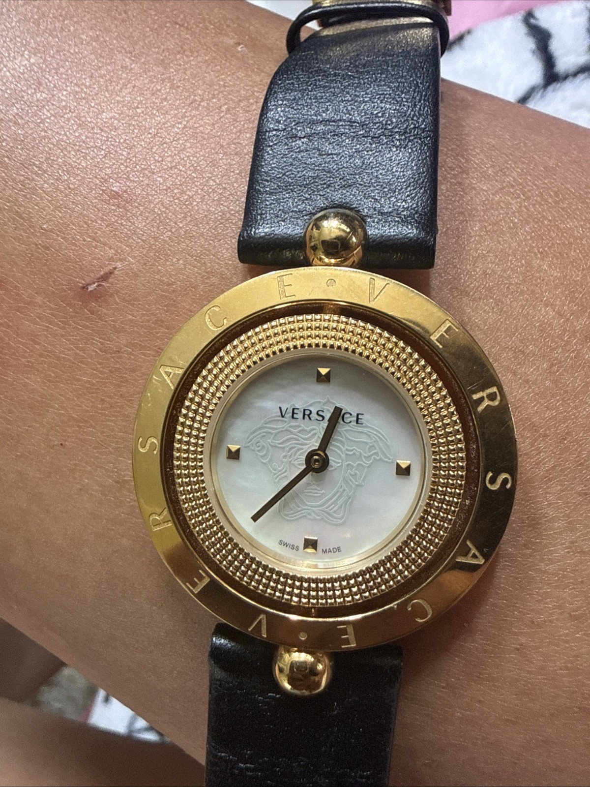 Versace VE7901924 Watch – No box– just watch Versace Swiss made