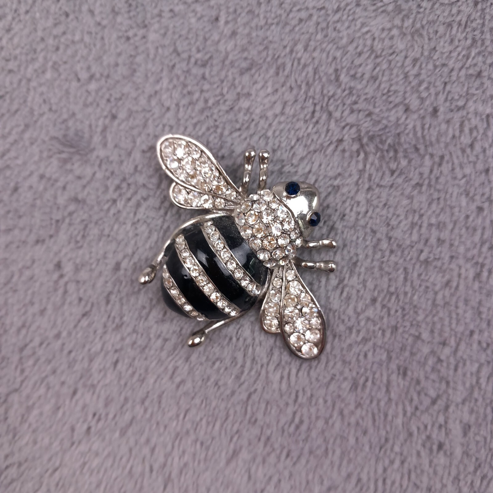 Vintage Silver Rhinestone Bumble Bee Brooch Pin Enamel Insect Y2K One Size