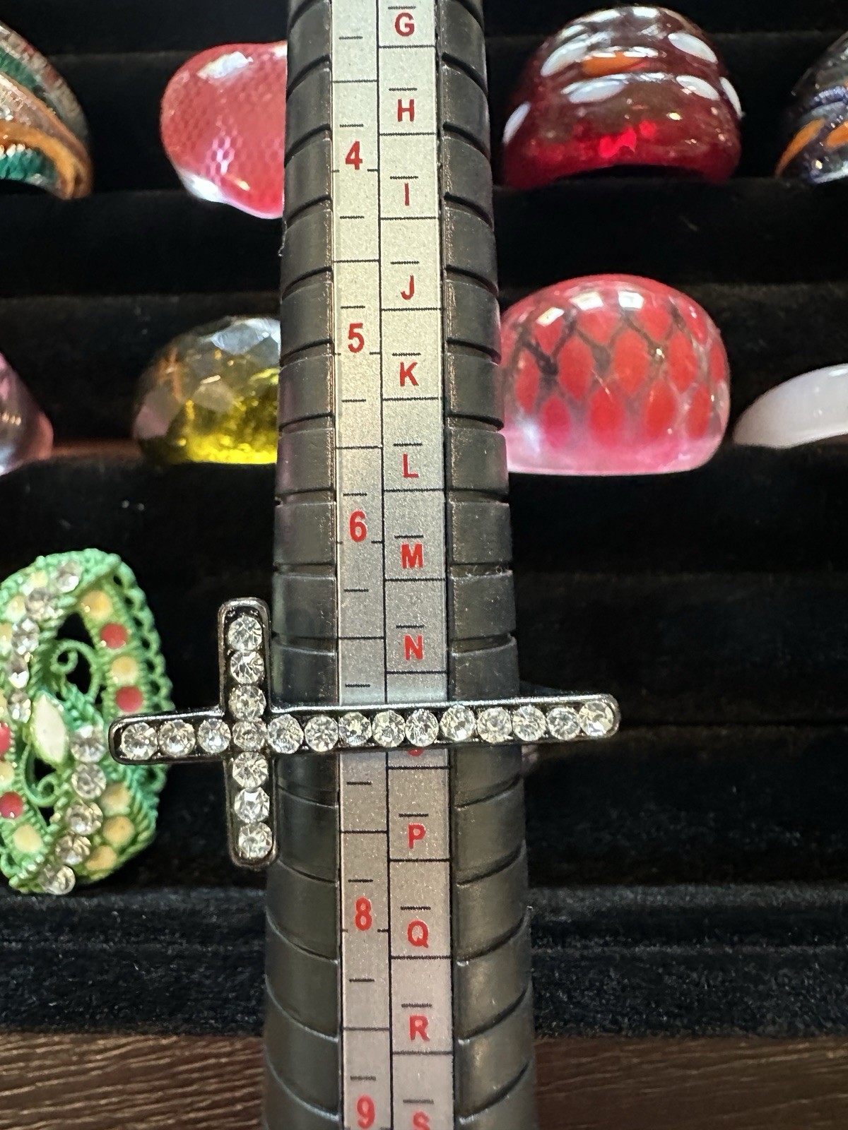 Lot #1: Mixed Sized Rings, 15 Glass style + 5 other types