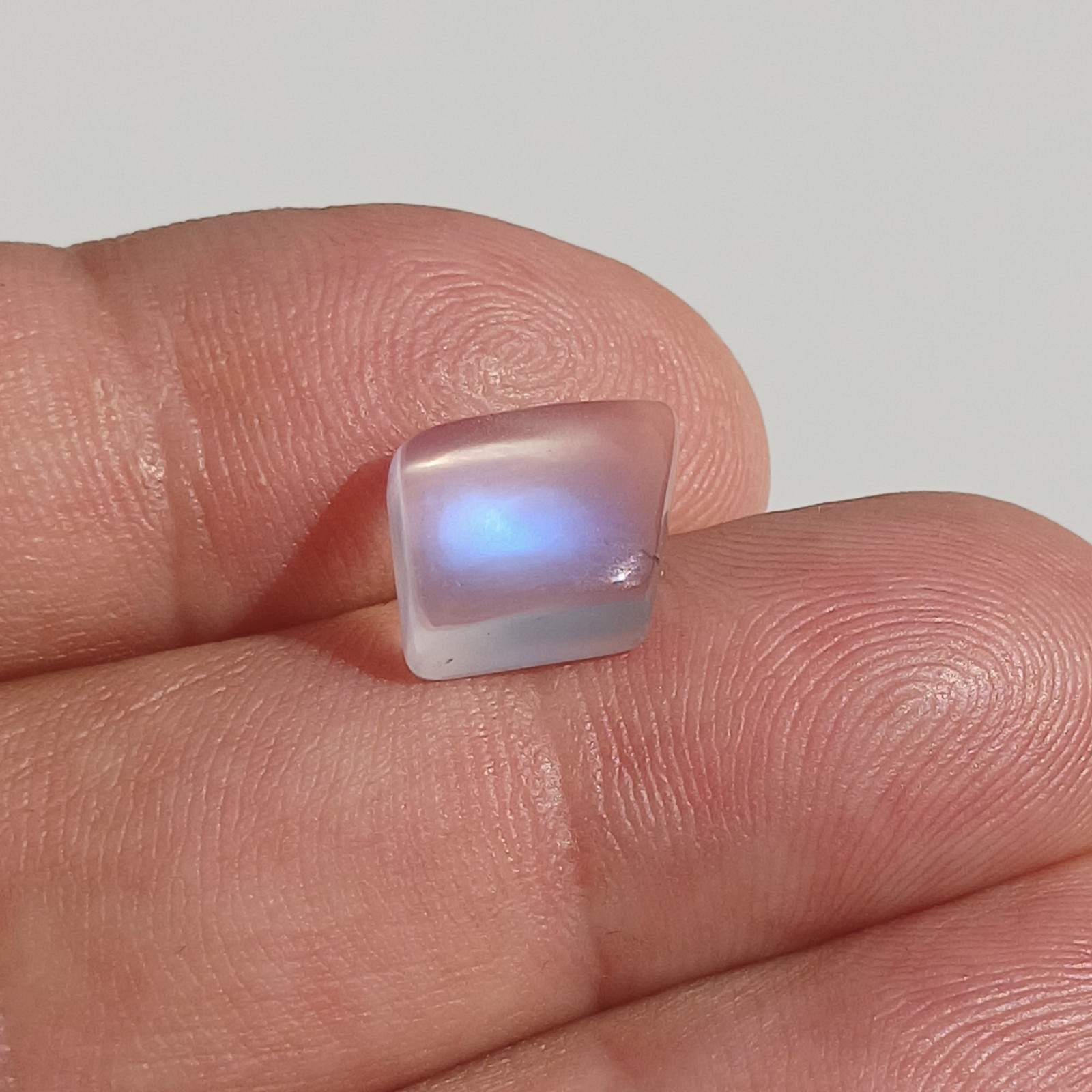 Loose Moonstone, Unique Designer Cabochon, 4.2 CT – 14.2 mm x 11.1 mm x 4.5 mm
