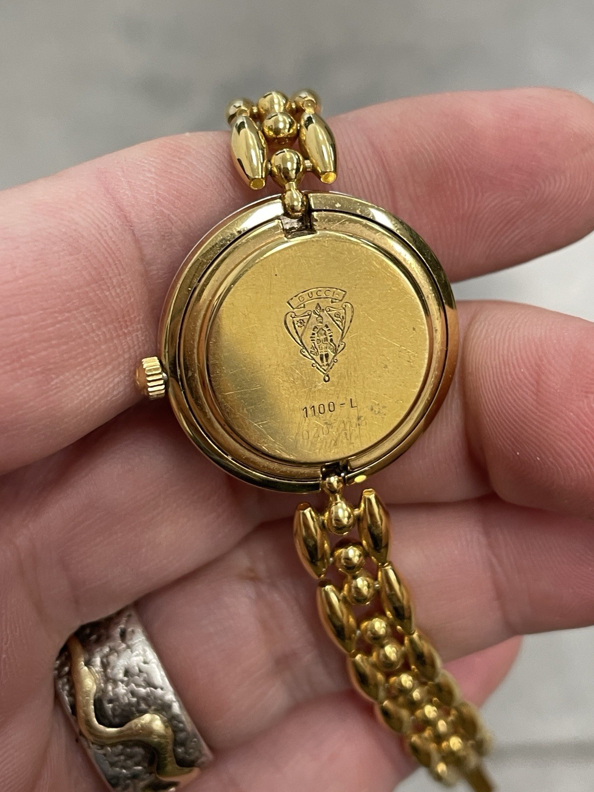 Vintage Gucci 1100-L Bezel Watch – 6 Interchangeable Bezels Box