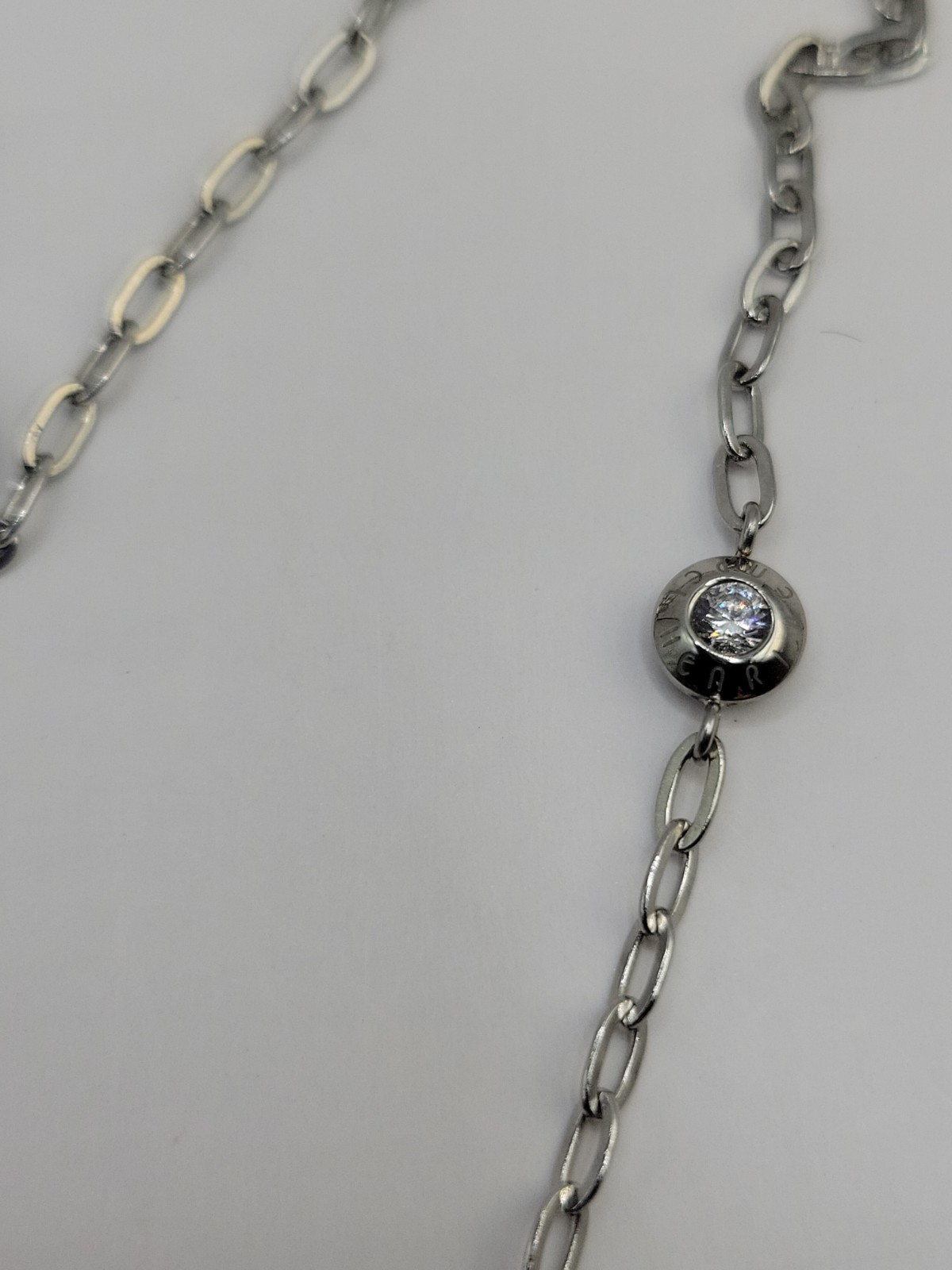 Henri Bendel Influencer Logo Pendant Necklace Siver Tone Multi Adjustable