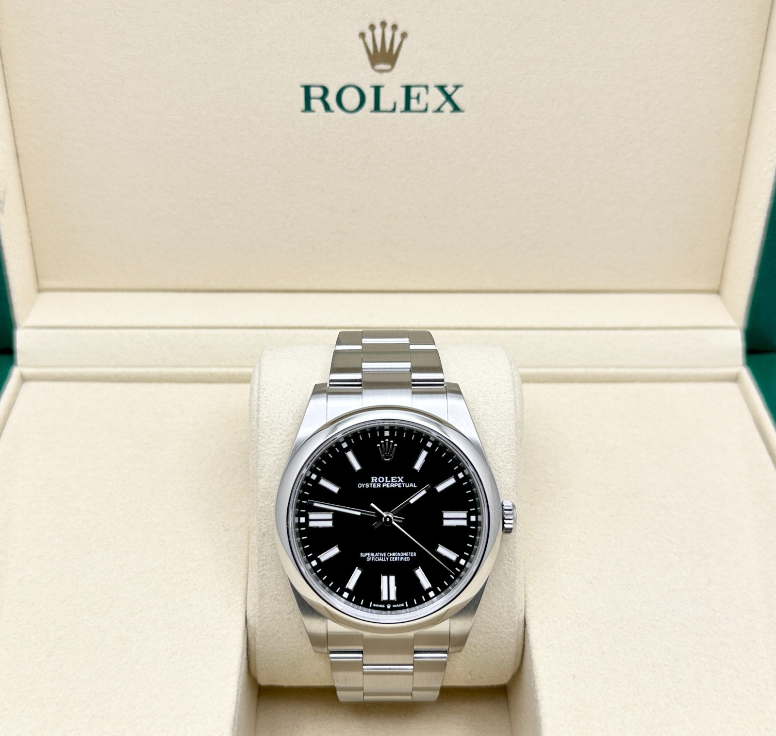 2025 Rolex Oyster Perpetual 124300 41mm Black Dial Stainless Steel Box Papers