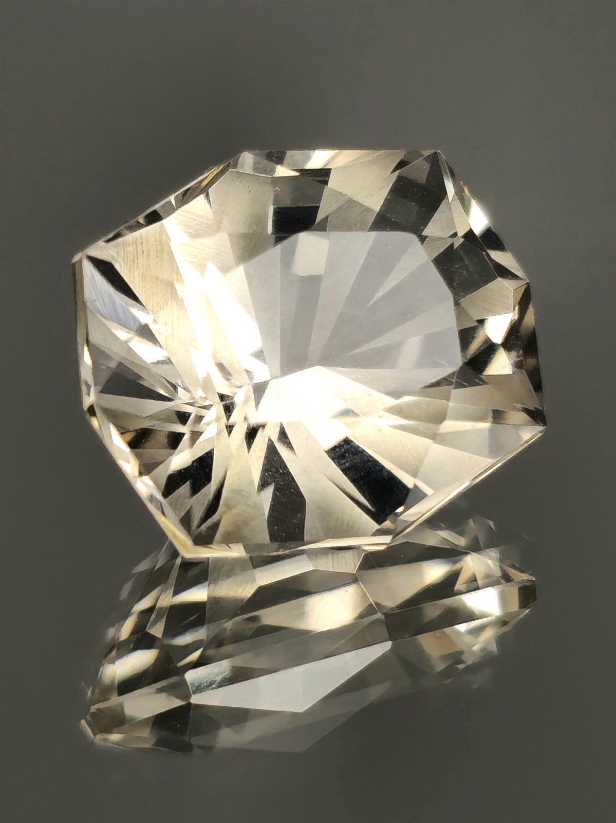 Killiecrankie Diamond Rare Champagne Yellow 3.38 Carat Unheated Clean Tasmania✨️
