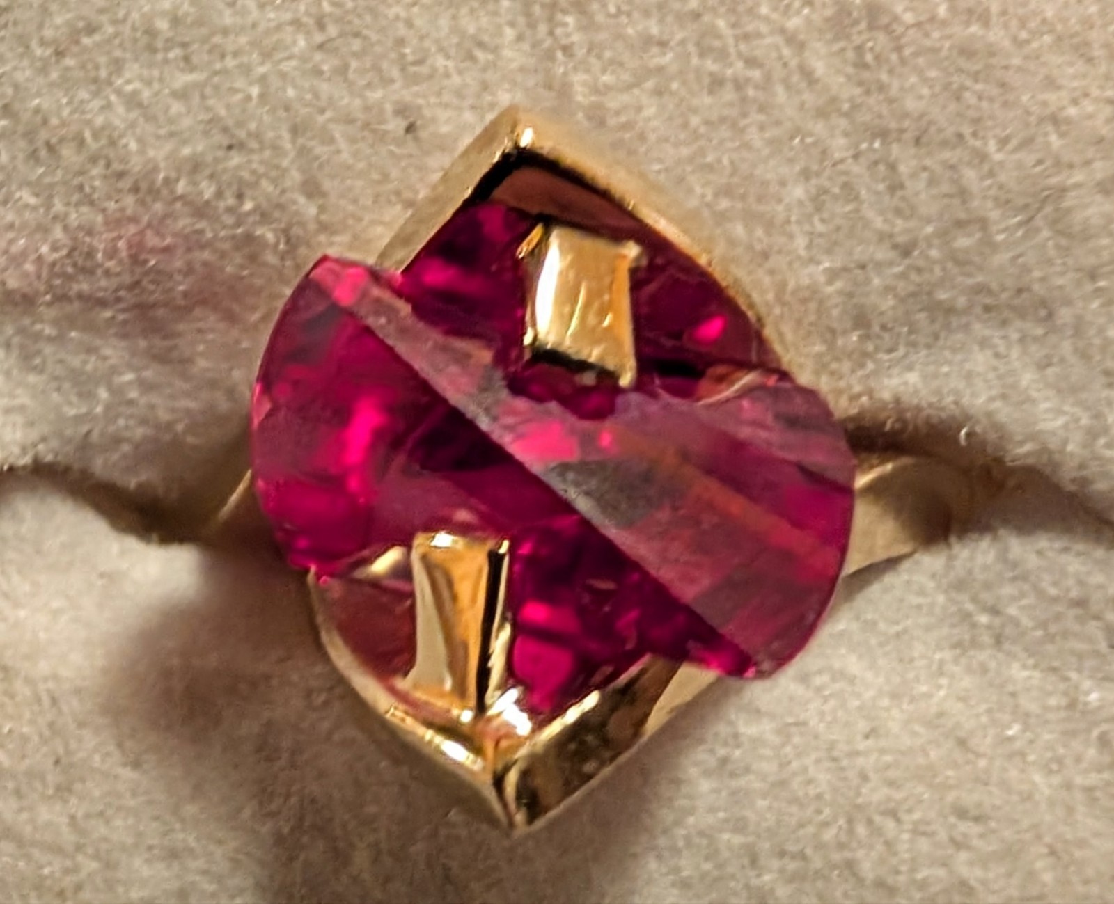 Dark Pink Strellman Lighthouse 14k Gold Ring