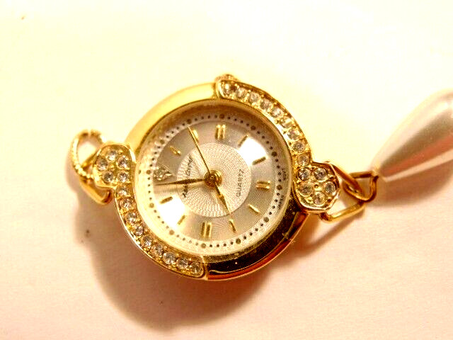 pre-owned Ashley Cooper watch pendant; pearl & crystal accents (needs battery)