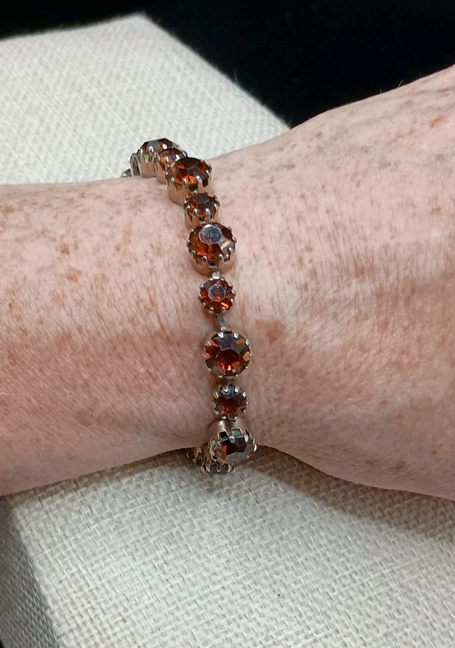 Vintage Rhinestone Tennis Bracelet Orange Brown Stone Sparkly 7.25″