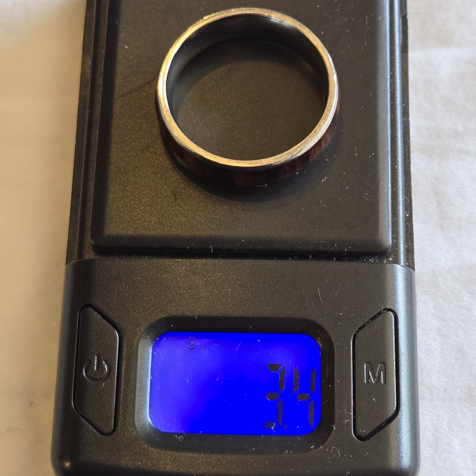 Mens Titanium & Wood Grain Design Ring Lightweight Sz 14.5