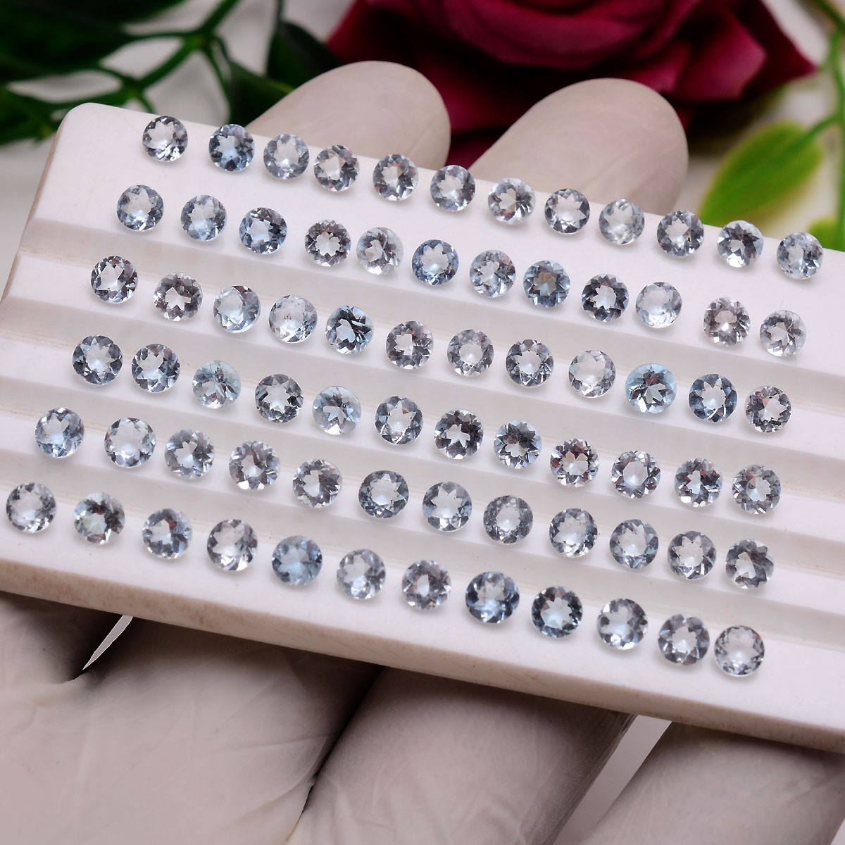 VVS Set Of 28 Pcs Natural Aquamarine 4mm Round Faceted Cut Untreated Gemstones