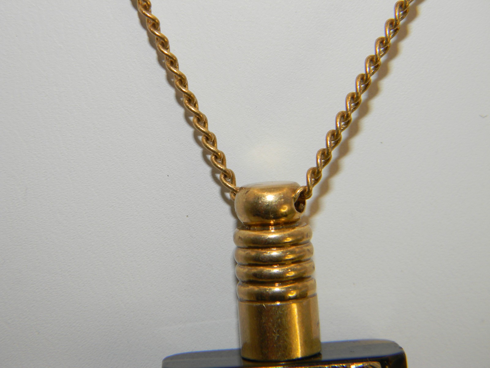 CABI Faux Tortoise Shell Perfume Bottle Necklace Zelda Goldtone