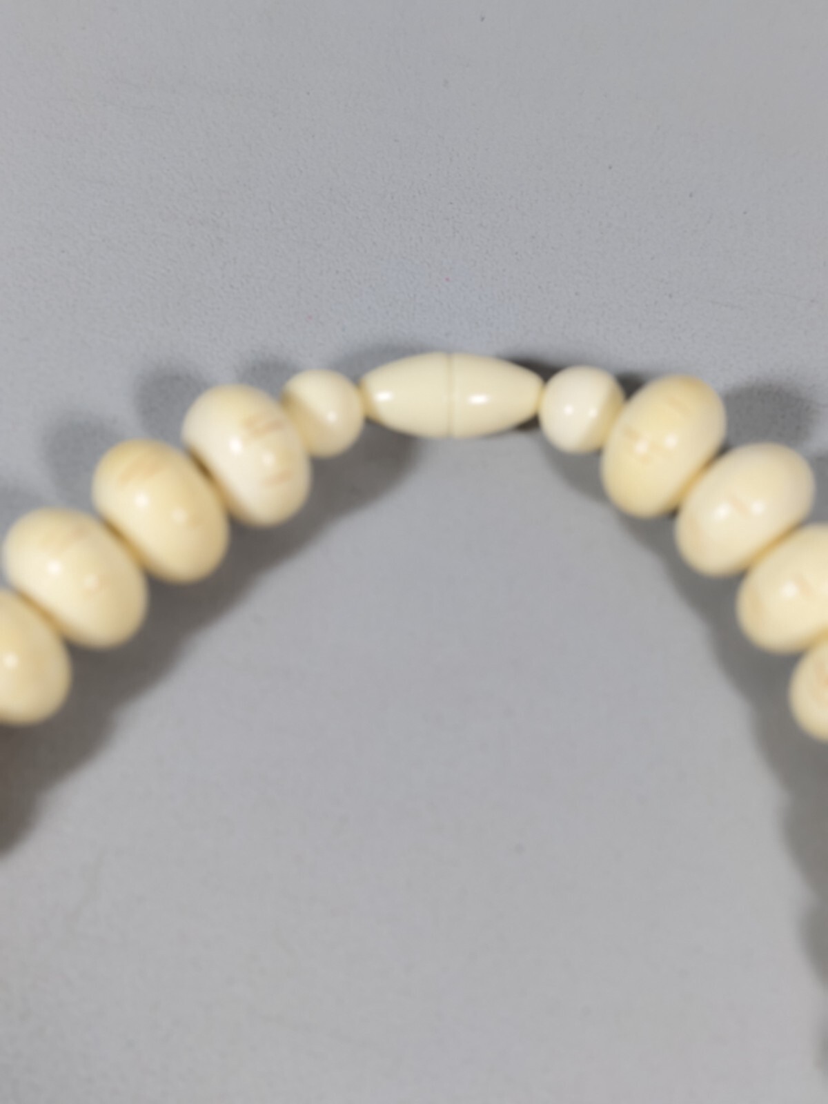 Vintage Ivory Color Blue Brown Acrylic Beaded Tribal Style Chunky Necklace 21 in