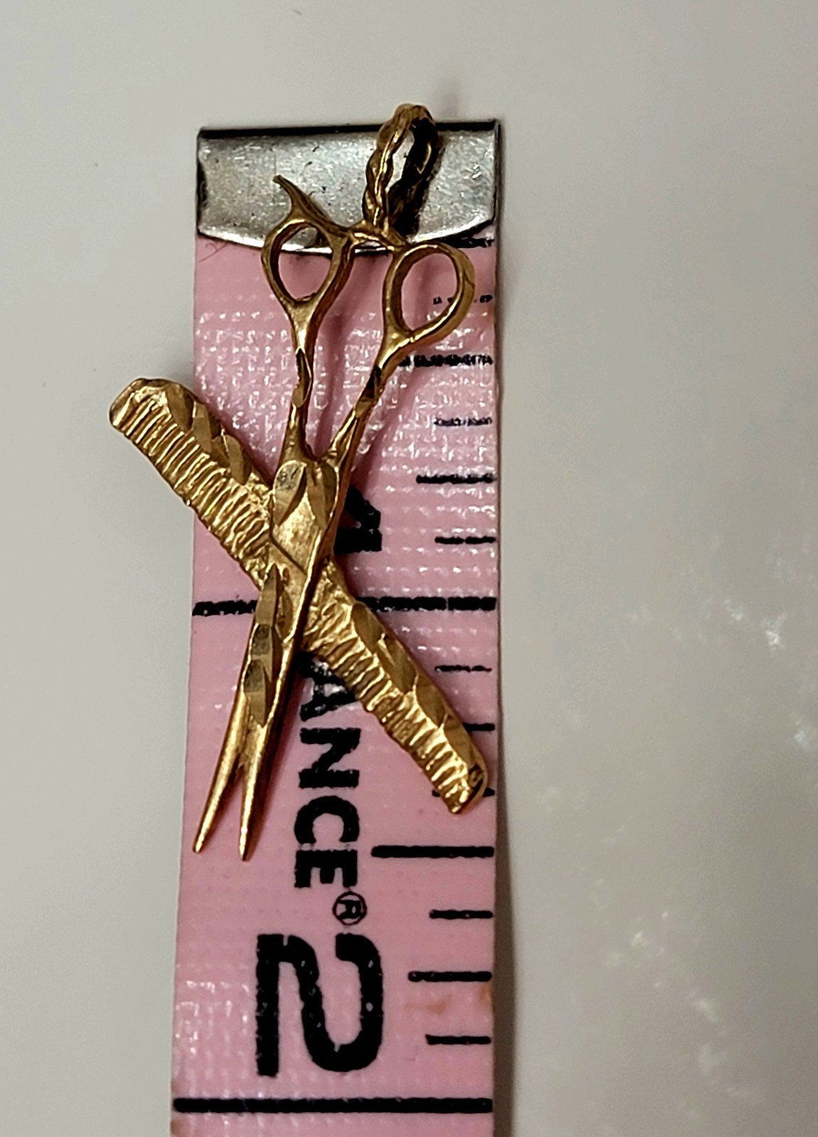 80s Vintage Barber’s Scissors & Comb Hairdressing Charm 2 grams 14k Gold