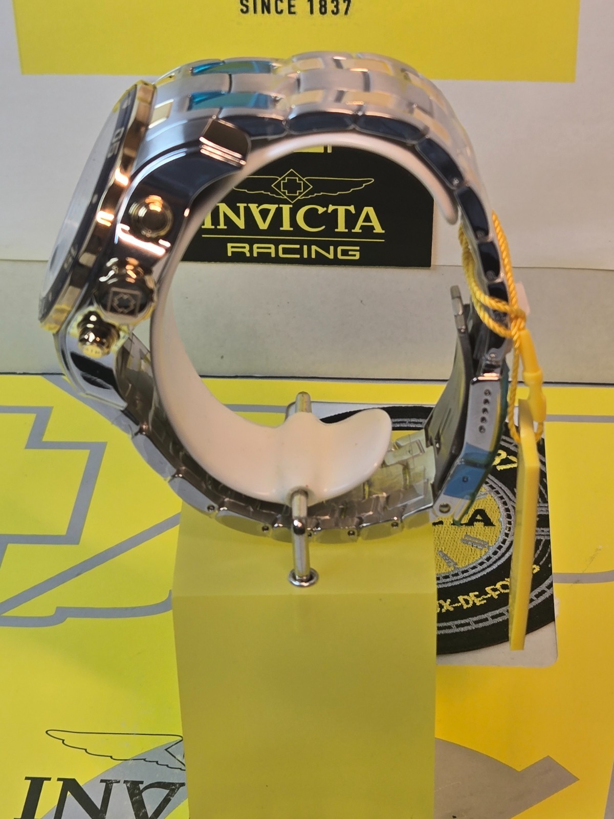 Invicta Pro Diver SCUBA Men’s Watch – 48mm. Steel, Gold with Blue Dial Date NEW!