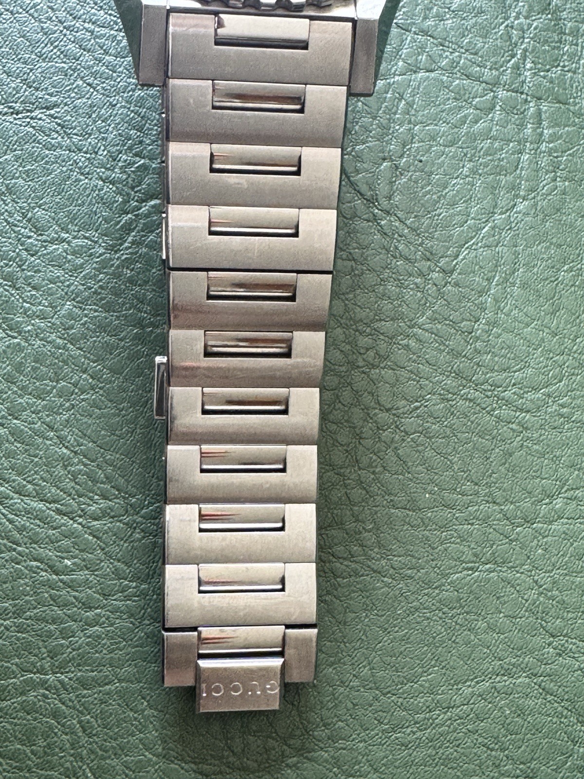 Gucci Pantheon Automatic Diver 115.2 XL, Swiss , Sapphire Crystal, 200m , VGC