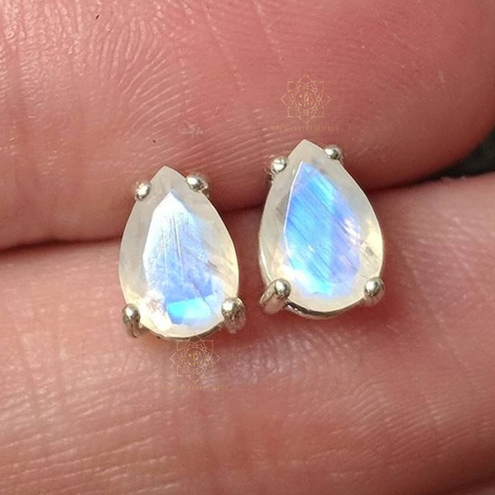 Natural Pear Moonstone Stud Earrings 925 Streling Silver Handmade Jewelry 7x9MM
