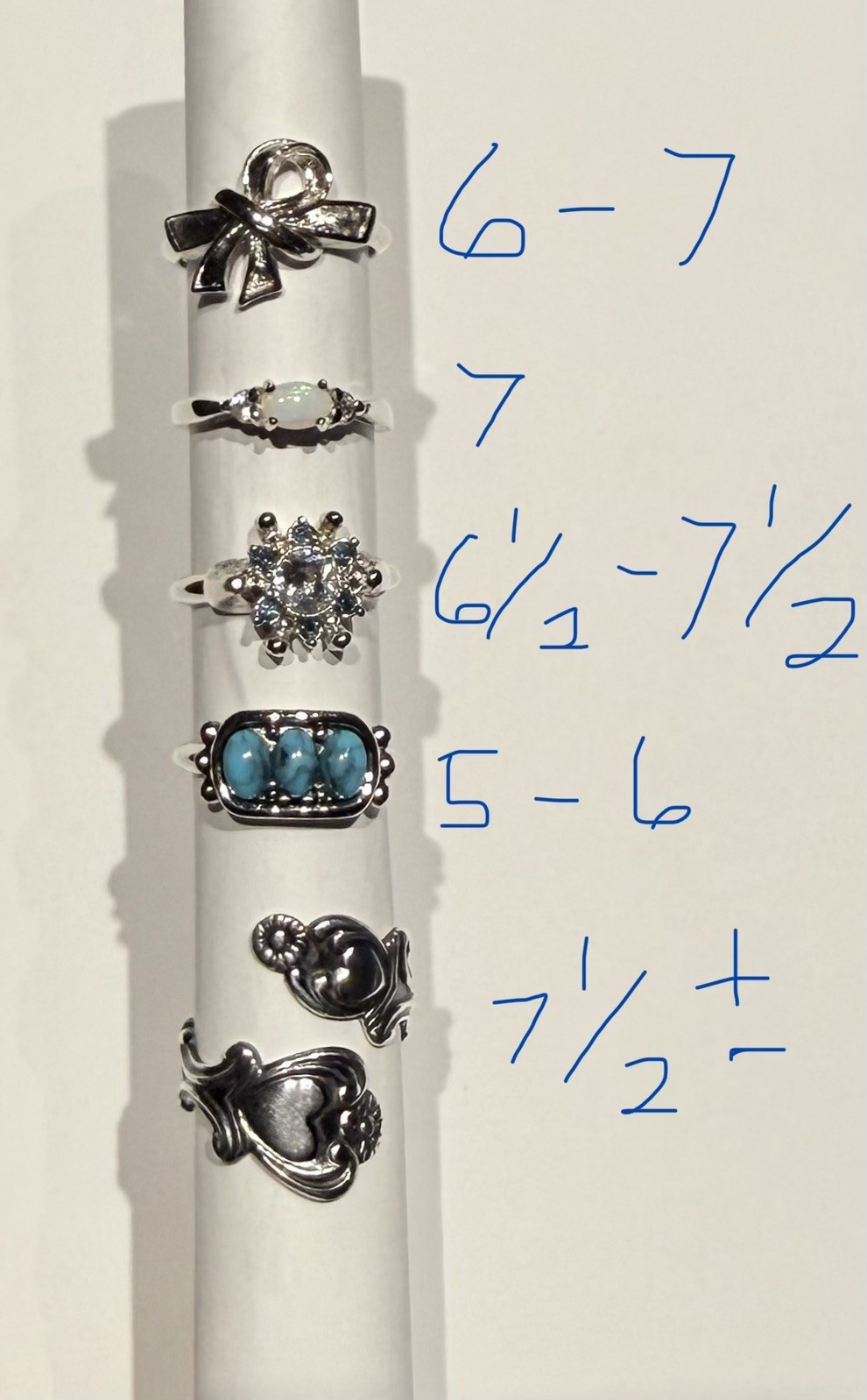 Avon Vintage Ring Lot of 5 – See photos size varies from 5-7