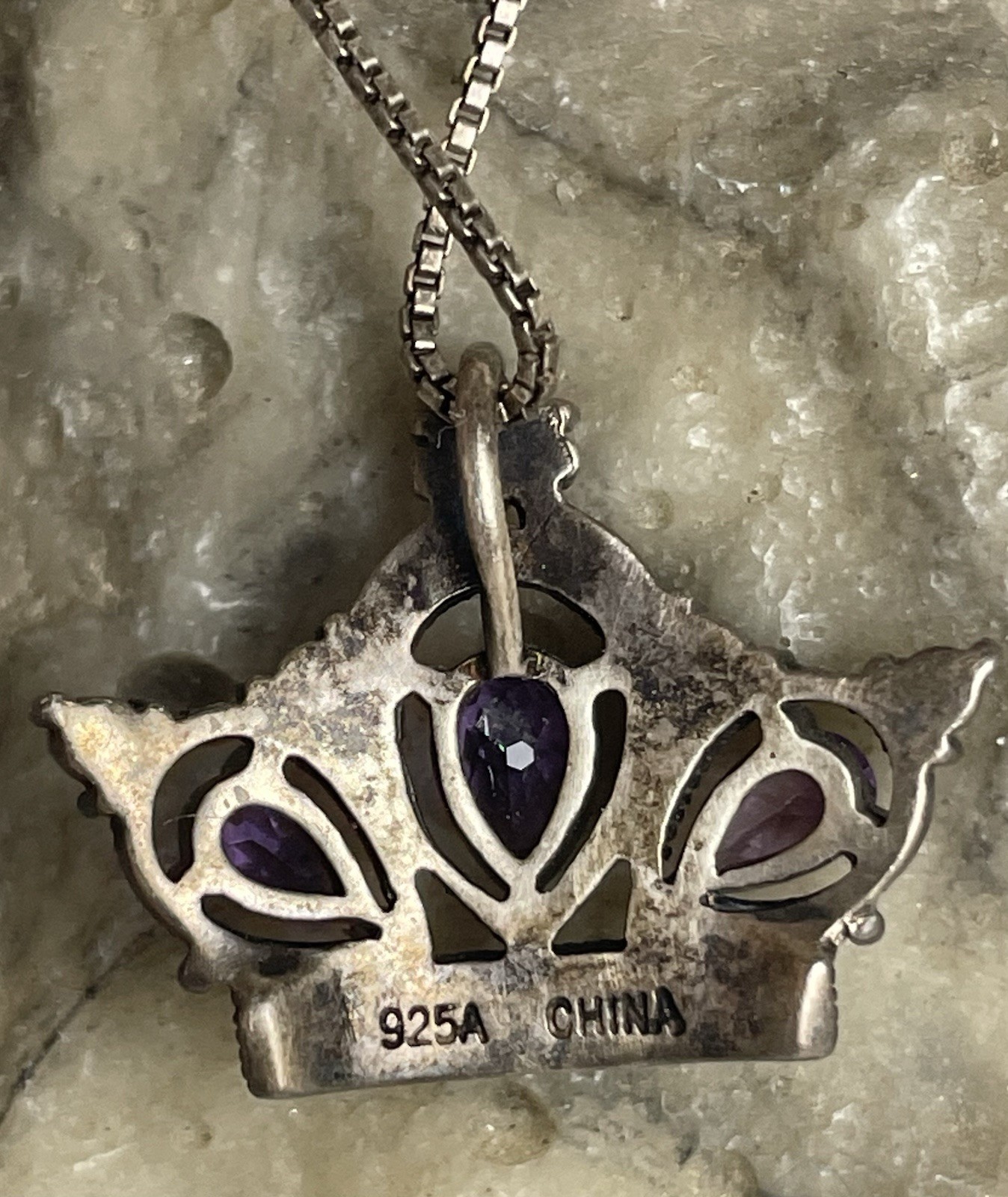 Vtg 925 Sterling Crown Pendant Necklace 3 Pear Shaped Amethyst Box Chain 7.83g