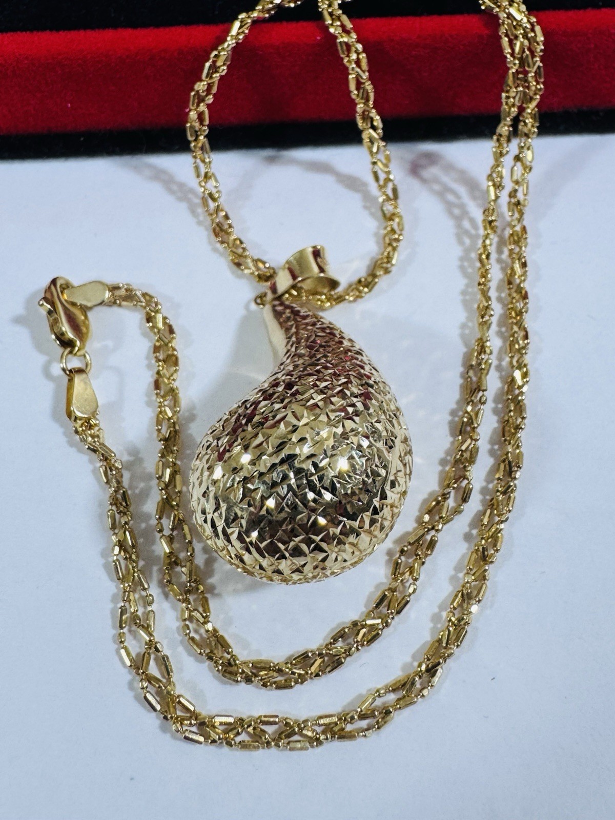 New 18K 750 Gold Women’s Teardrop Set Necklace 16”/16.5” long 7.83g 3mm Choker
