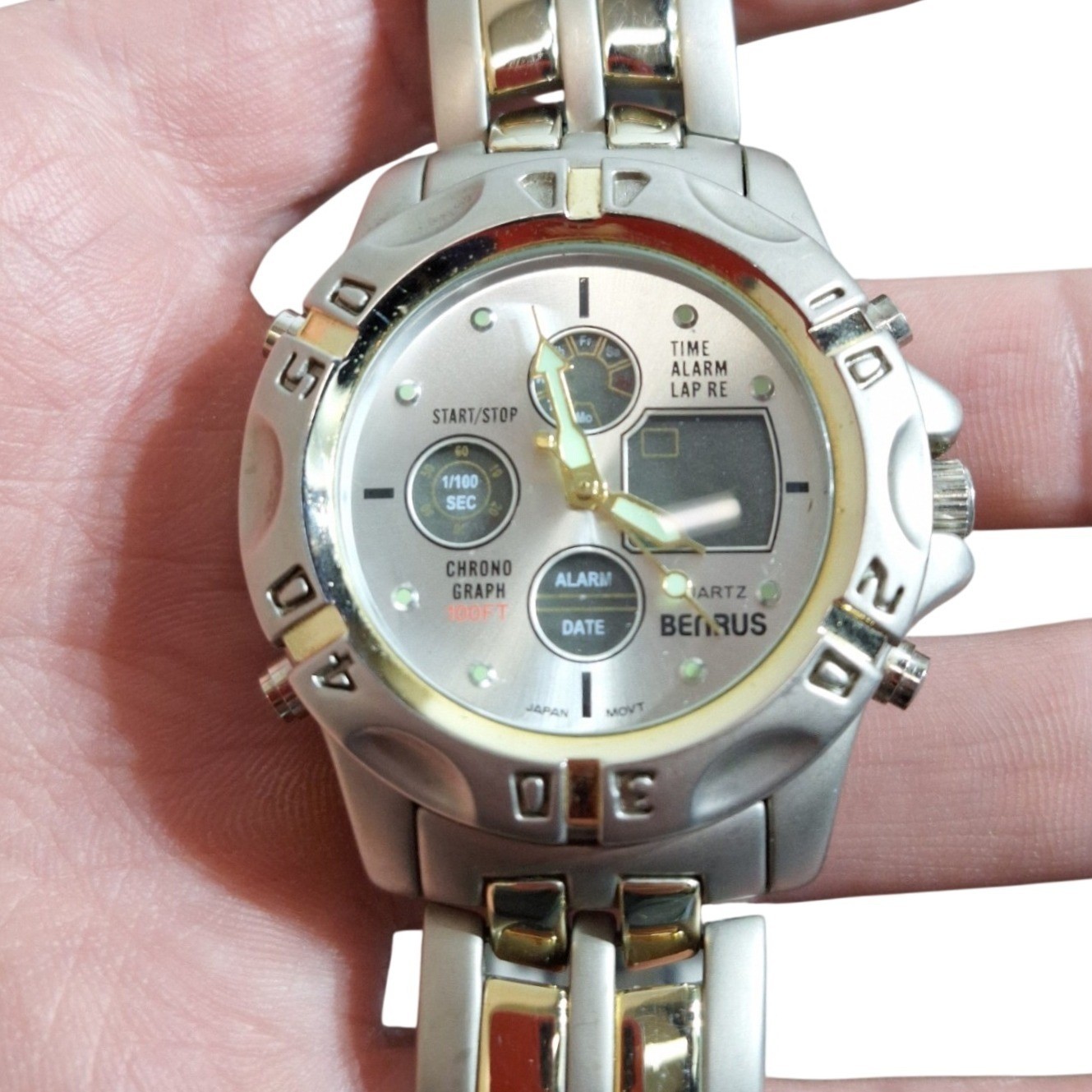 Benrus Advance Mens Chronograph Watch Two Tone BNW25413W Silver Dial 100FT V377