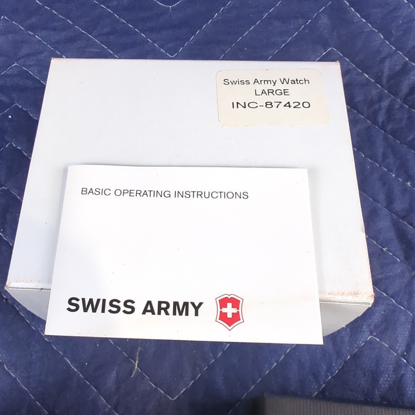 2005 Marlboro Country Trail Swiss Army Watch Leather Band Swiss New in Box