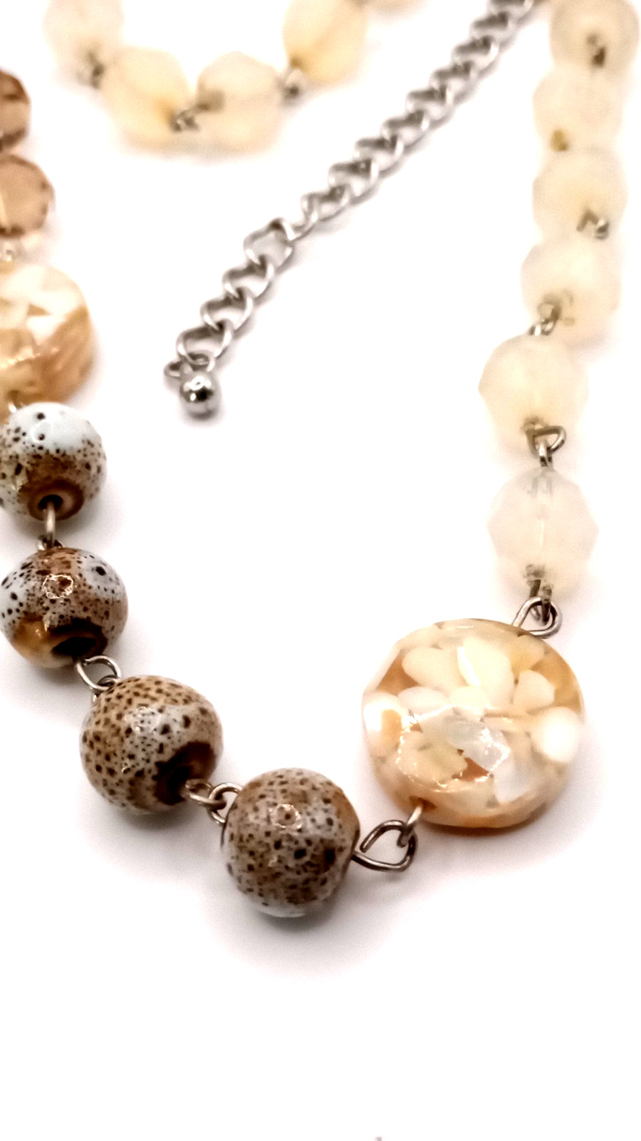 Mother Of Pearl Shell Flat Bead Crystal Necklace Silver Tone 32 to 35 in