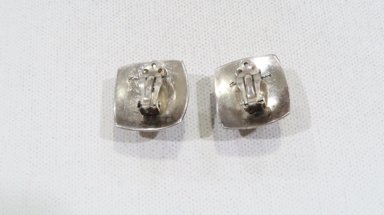 Rare Susan Cummings sterling lion endangered species Africa 925 clip on earrings