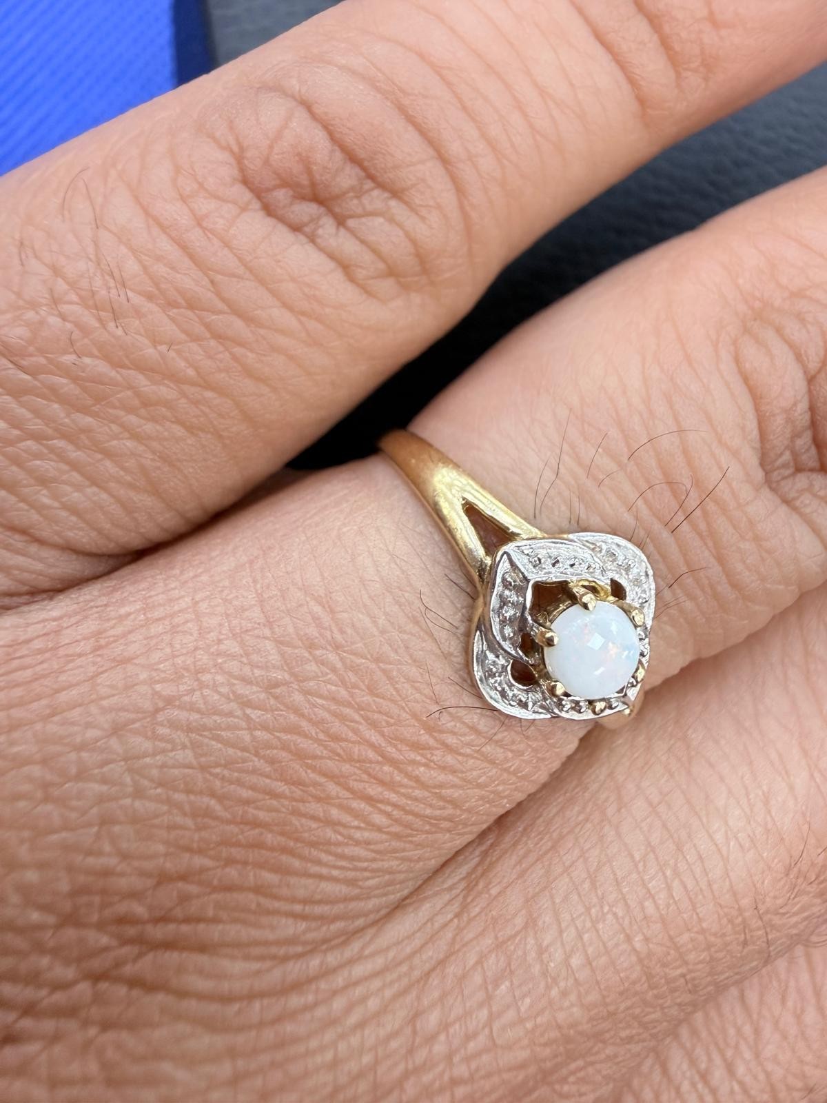 10kt Yellow Gold White Round Opal Ring, Prong Set, Signed, Size 7, 2mm