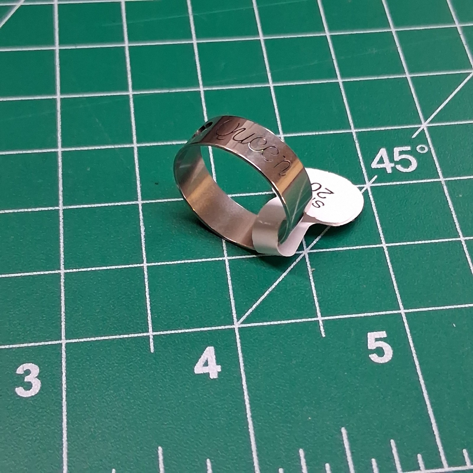 Polished Stainless Steel Size 9.5 Heart Stamped Laser Cut Queen Band Ring