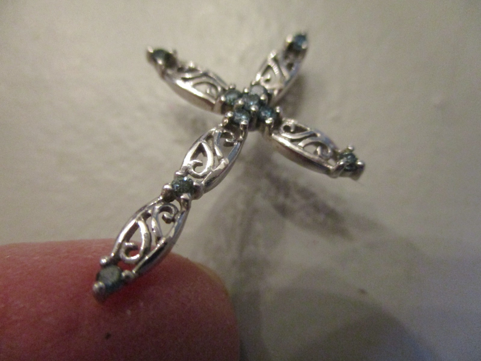 14K WHITE GOLD FILIGREE 1″ CROSS PENDANT w/10 BLUE GEMSTONES (NT FERRO)-1.22g