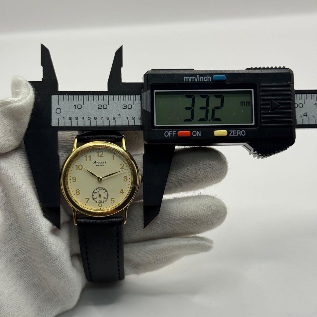 Working Item SEIKO Avenue Quartz New Battery Small Second Watch