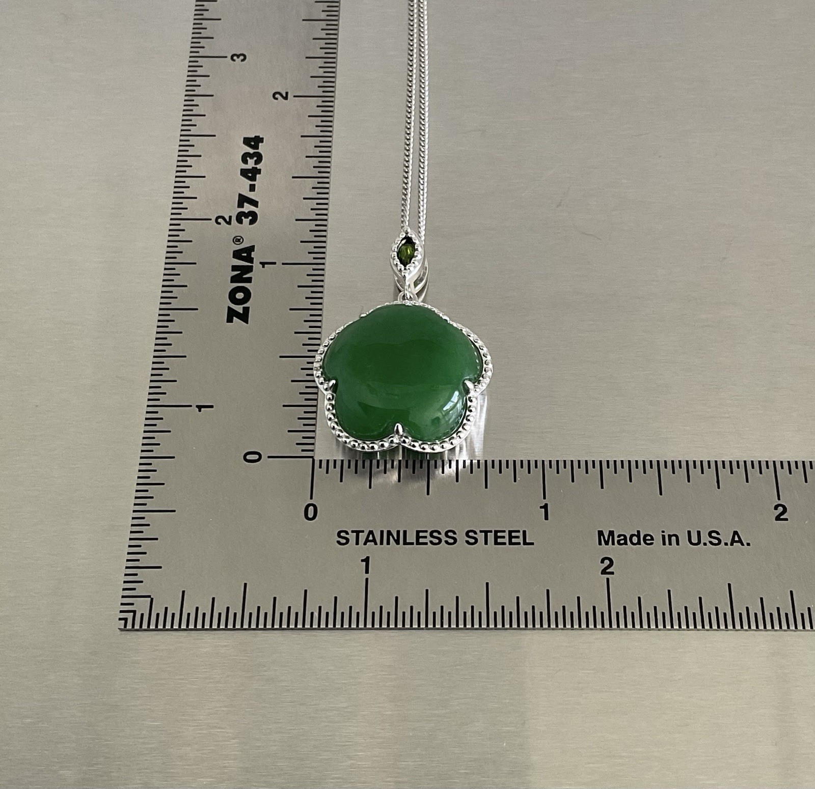 Green Jade Chrome Diopside Floral Pendant Necklace 925 Sterling Silver 18″ Chain