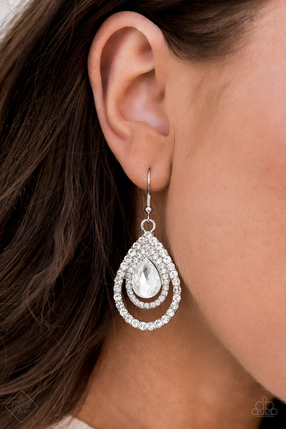 Paparazzi jewelry Fiercely Fifth Avenue White Teardrop Gem Fashion Fix Set