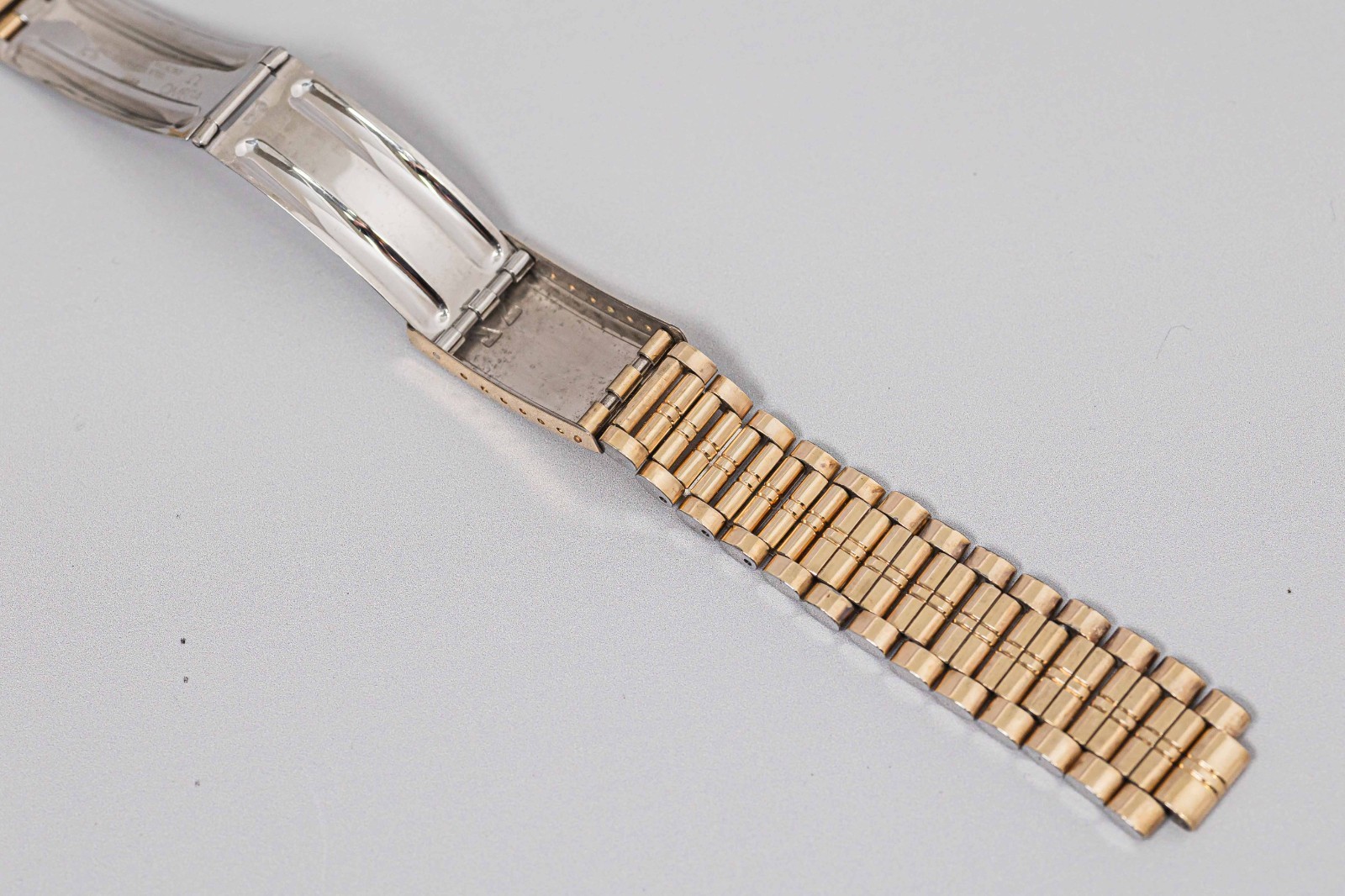 **NEAR MINT w/ 524 End Links** Vintage OMEGA 1069 19mm Gold Men’s Watch Bracelet