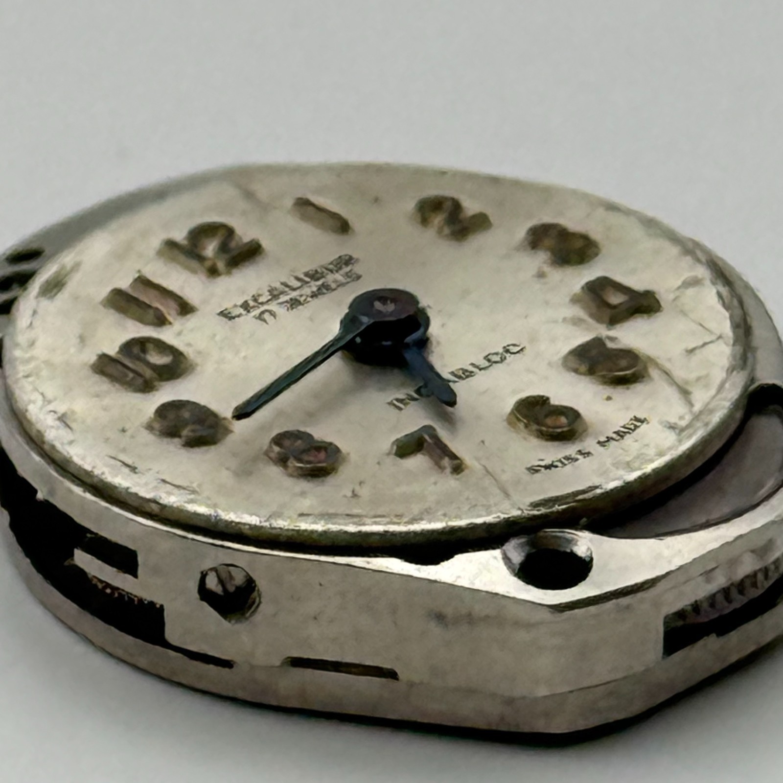 FHF 69-21 Watch Movement Excalibur 17 Jewels Swiss Manual Wind Parts 15.3mm