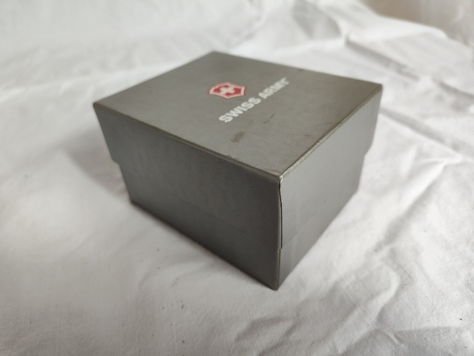 Victorinox Swiss Army Mens Garrison Black Dial Watch – orig band and NEW BATTERY