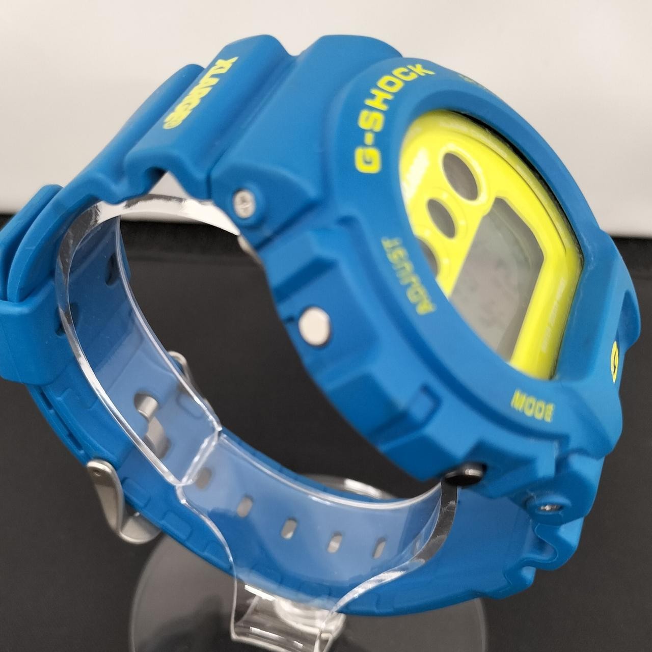 XLARGE G SHOCK Model Number DW 6900FS CASIO