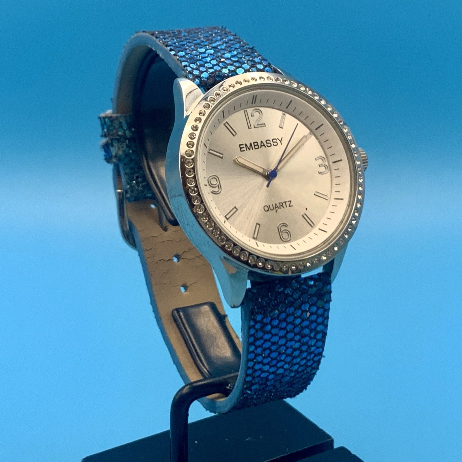 EMBASSY By GRUEN Women’s Fashion Quartz Wristwatch Crystal Bezel Works New Batt