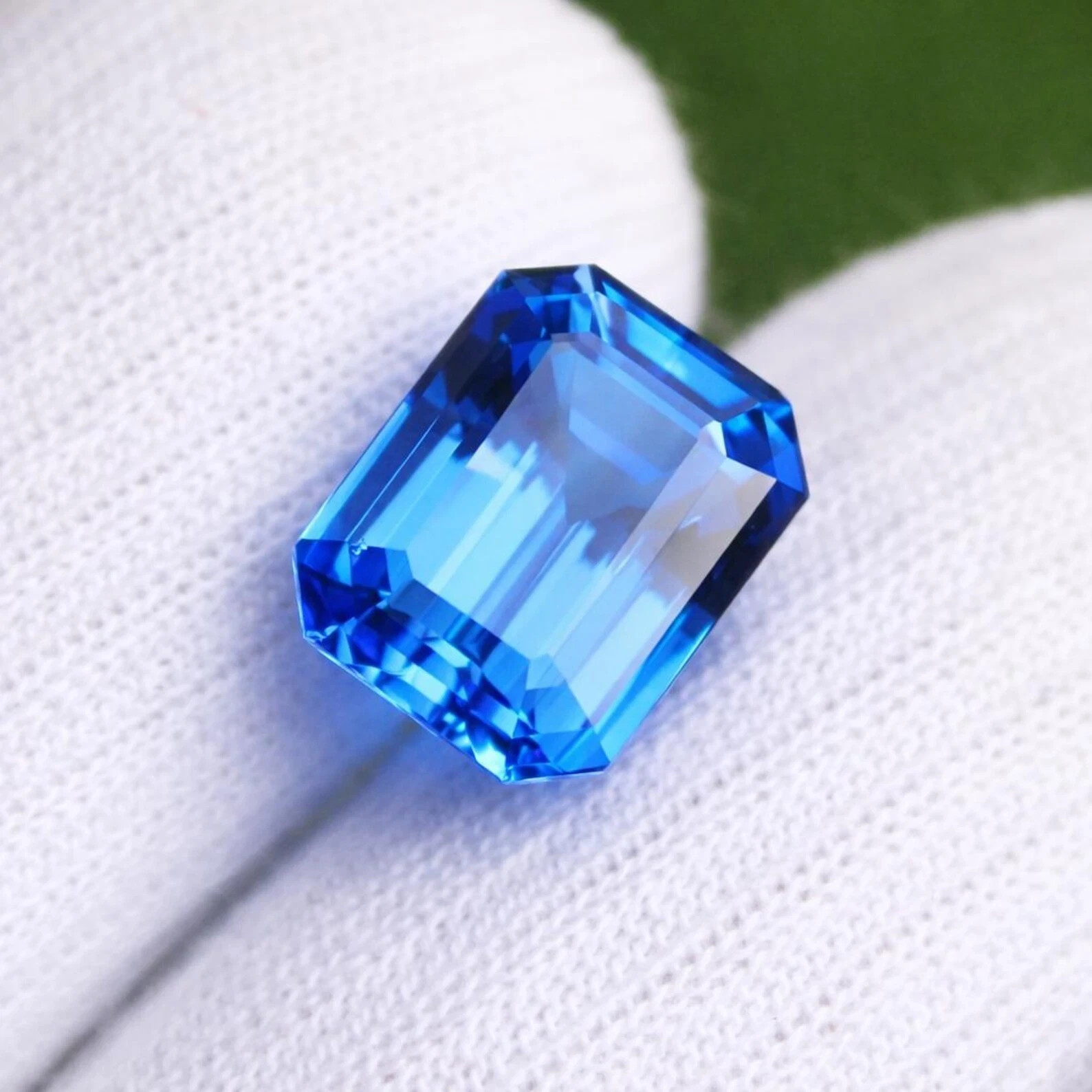 10 Ct+ Natural Blue Sapphire Emerald Cut Certified Flawless Loose Gemstone AAA