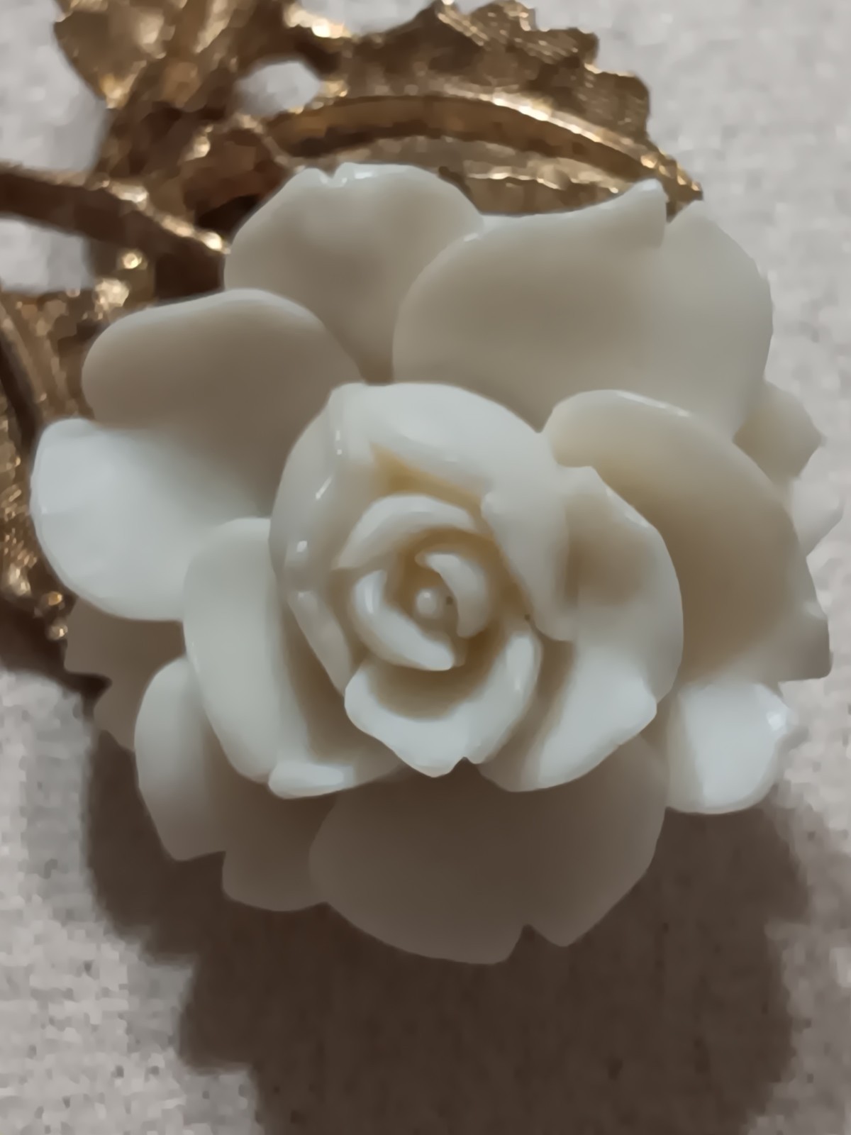 Vtg Signed AJC Carved Faux Ivory Rose Flower Brooch Pin Gold-tone 3D Retro